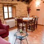 Charming In Caprese Michelangelo, Shared Pool.
