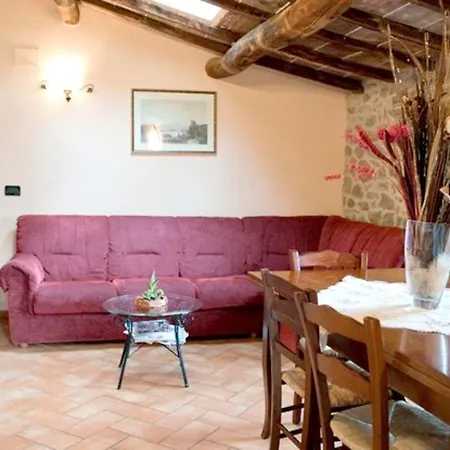 Charming In Caprese Michelangelo, Shared Pool.