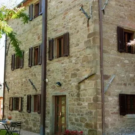 Charming In Caprese Michelangelo, Shared Pool. Appartamento Arezzo